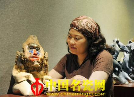 視覺(jué)與觸覺(jué)的沉思——趙坤