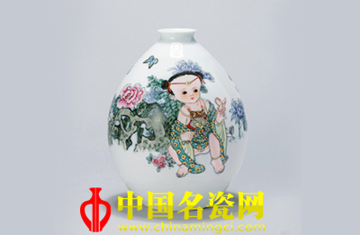 郭文連 秋色爛熳 釉上彩瓷瓶