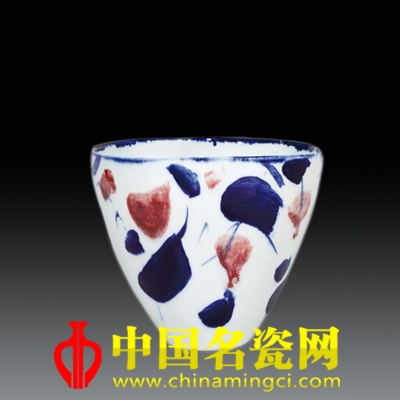 任瑞華 青花釉里紅《花卉》瓶 