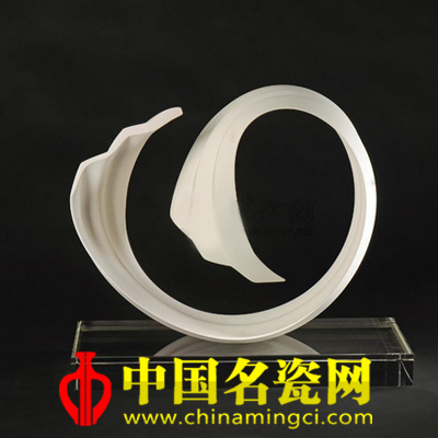 張婧婧 弧之系列19 
