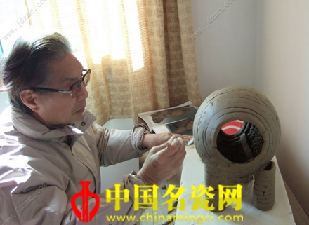 一代陶瓷藝術(shù)宗師——周國楨