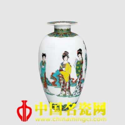 方復(fù) 江東二喬·古彩青釉乾隆瓶