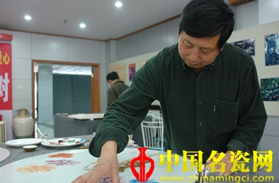 “土與火”的藝術(shù)人生——危民旺