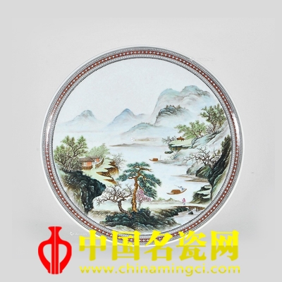 龔耀庭 制粉彩山水人物紋掛碟