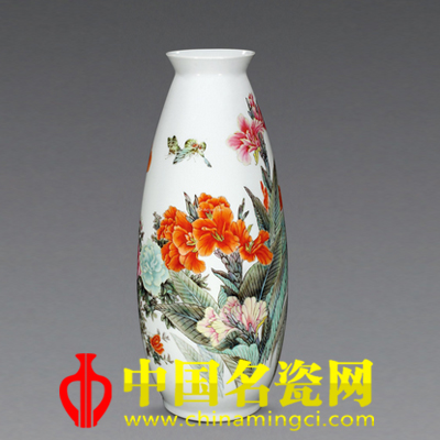 陳秀雅 蝶戀花·粉彩瓷瓶