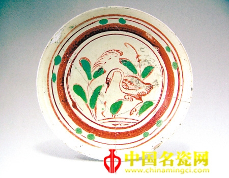 紅綠彩瓷是金代創(chuàng)燒的珍貴瓷器品種