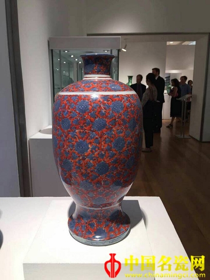 中國商人拍下大都會中國瓷器 捐贈國家南海博物館