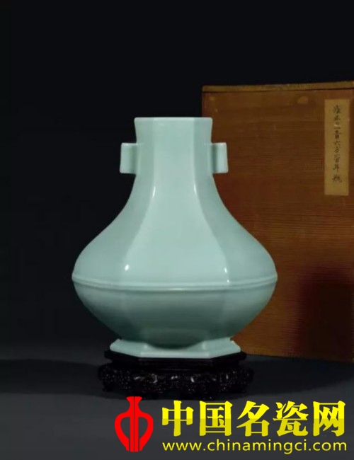 瓷器工藝品專場(chǎng)成交率高達(dá)88%