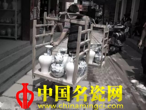 “挑瓷”——景德鎮(zhèn)陶瓷行業(yè)的特有門類