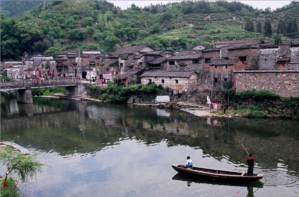 “陶瓷之鄉(xiāng)”景德鎮(zhèn)：一生應(yīng)該去一次的地方